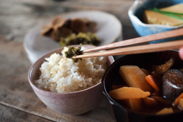 外国人に人気の日本食を特集｜なぜ和食は人気なのか海外でウケる理由を検証